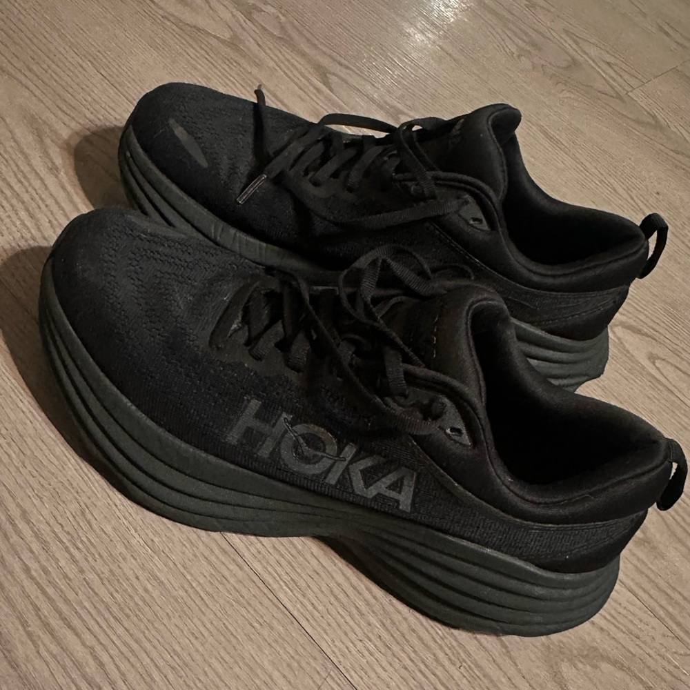 Hoka Bondi 8 Womens size 9.5